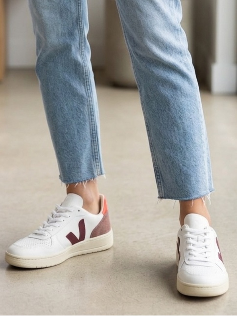 Veja V-10 Leather Extra White Marsala Dried Petal Orange Fluo Trainers Sz US 8